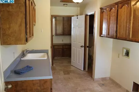 2505 E Vassar Ct, Visalia, CA 93292 photo 7