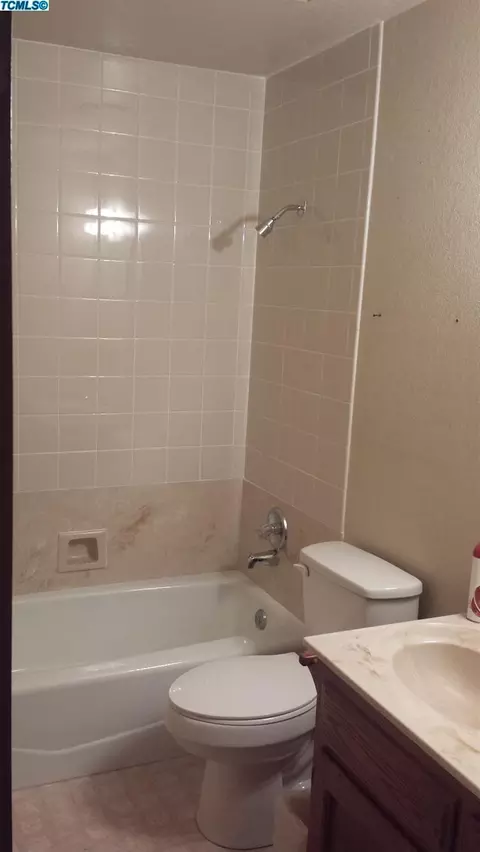 140 E Spencer Ave, Tipton, CA 93272 photo 21