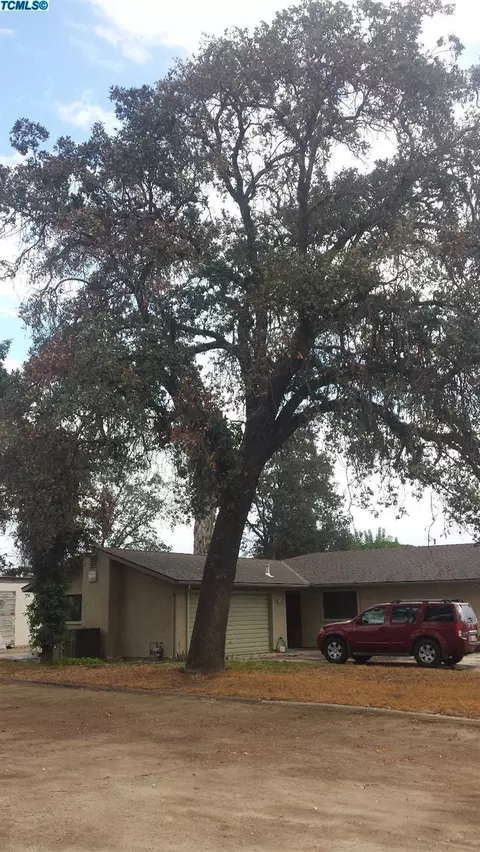 140 E Spencer Ave, Tipton, CA 93272 photo 6