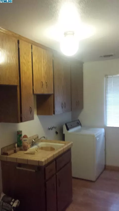 140 E Spencer Ave, Tipton, CA 93272 photo 18