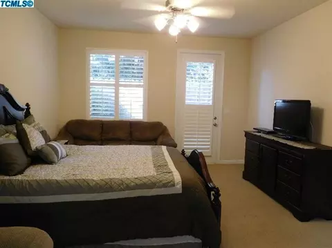 4016 E Willow Ave, Visalia, CA 93292 photo 23