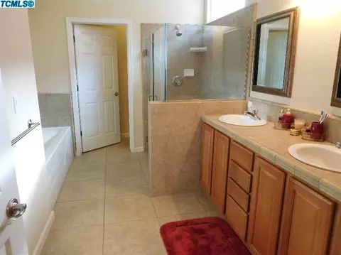 4016 E Willow Ave, Visalia, CA 93292 photo 24