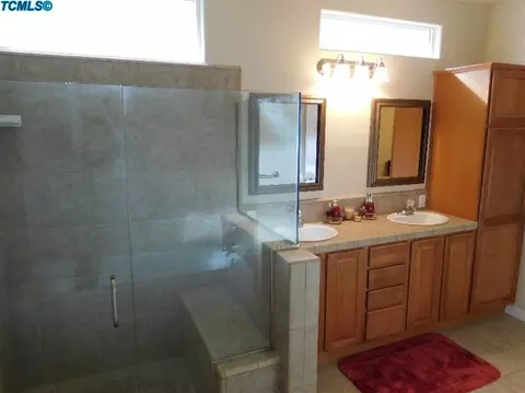 4016 E Willow Ave, Visalia, CA 93292 photo 27
