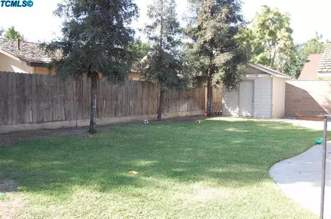 457 E Jackson Ave, Tulare, CA 93274 photo 30