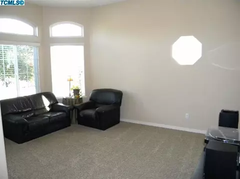 531 Siena Ave, Dinuba, CA 93618 photo 9