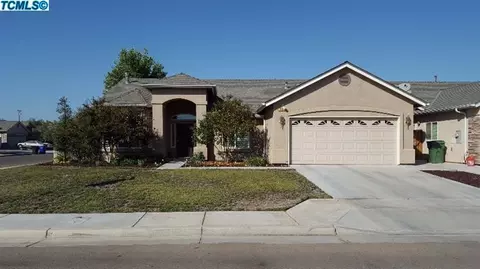 531 Siena Ave, Dinuba, CA 93618 photo 1