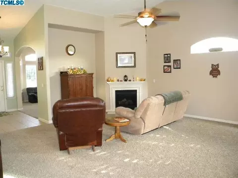 531 Siena Ave, Dinuba, CA 93618 photo 12
