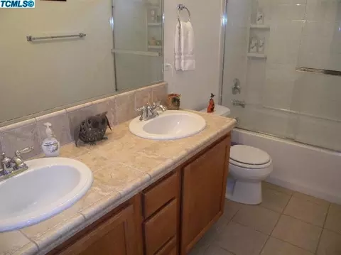 531 Siena Ave, Dinuba, CA 93618 photo 29