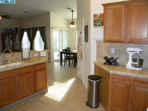 531 Siena Ave, Dinuba, CA 93618 photo 32