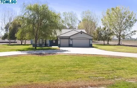 20227 Fremont Ave, Lemoore, CA 93245 photo 1