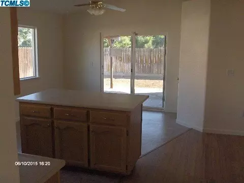 791 Monaco Dr, Lemoore, CA 93245 photo 3