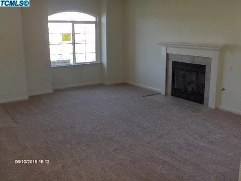 791 Monaco Dr, Lemoore, CA 93245 photo 7