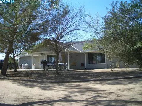 17233 Monreal Rd, Madera, CA 93636 photo 3