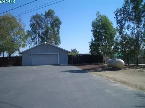 17233 Monreal Rd, Madera, CA 93636 photo 31