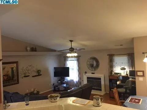 4018 E Meadow Ave, Visalia, CA 93292 photo 10