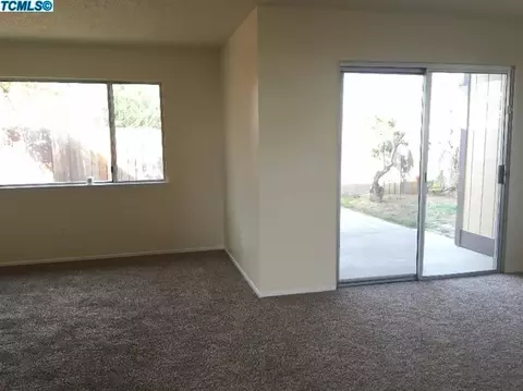200 E Prospect Ave, Visalia, CA 93291 photo 8