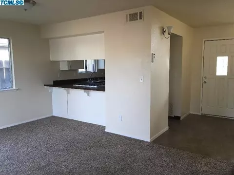 200 E Prospect Ave, Visalia, CA 93291 photo 6