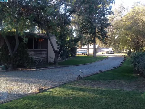 15436 Ivanhoe Dr, Visalia, CA 93292 photo 12