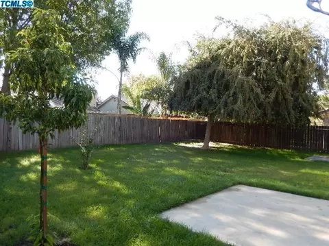 4217 E Howard Ct, Visalia, CA 93292 photo 9
