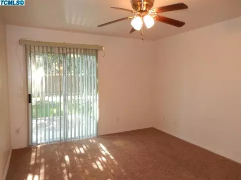 4217 E Howard Ct, Visalia, CA 93292 photo 7