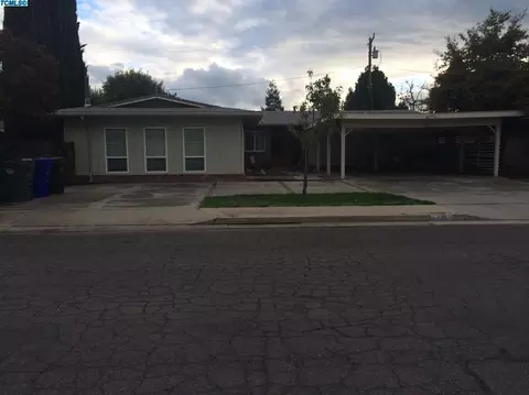 106 Bryant Ct, Exeter, CA 93221 photo 1