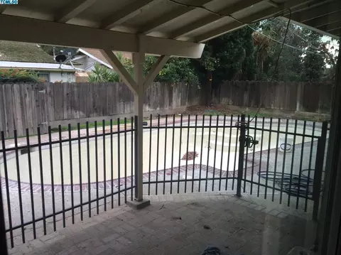 106 Bryant Ct, Exeter, CA 93221 photo 4