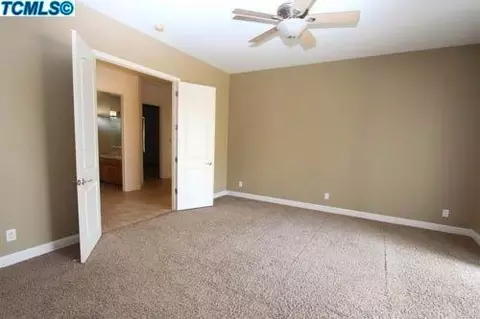 14302 Blue Oak Ln, Prather, CA 93651 photo 2