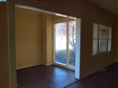 219 Dolores Ave, Exeter, CA 93221 photo 2