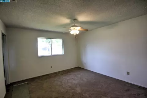 315 Beverly Pl, Exeter, CA 93221 photo 8