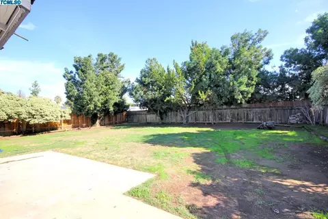 315 Beverly Pl, Exeter, CA 93221 photo 10