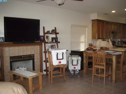 502 Glenn View Dr, Exeter, CA 93221 photo 5
