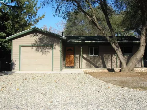 40566 Cherokee Oaks Dr, Three Rivers, CA 93271 photo 1