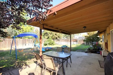809 Woods Pl, Exeter, CA 93221 photo 20