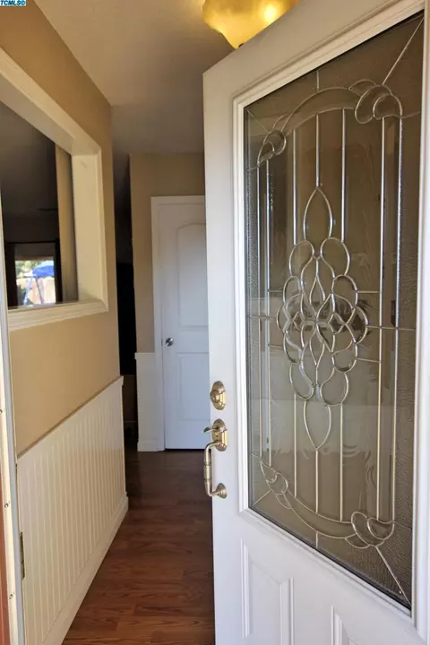 809 Woods Pl, Exeter, CA 93221 photo 4