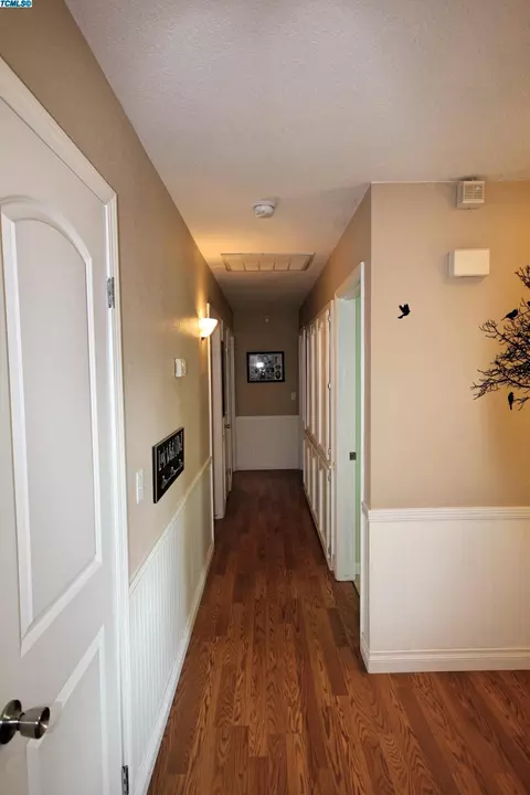 809 Woods Pl, Exeter, CA 93221 photo 12