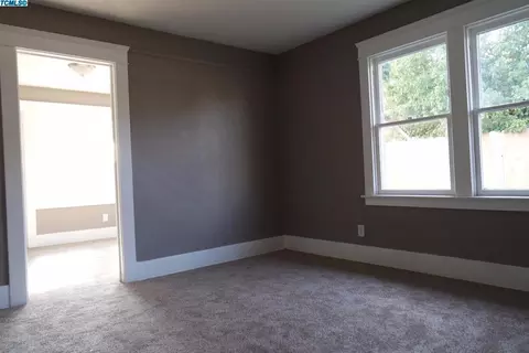 769 E King Ave, Tulare, CA 93274 photo 8
