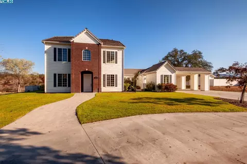 14510 Canvas Back Ln, Prather, CA 93651 photo 1