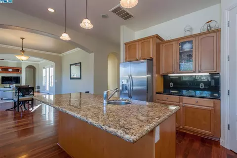 14510 Canvas Back Ln, Prather, CA 93651 photo 10