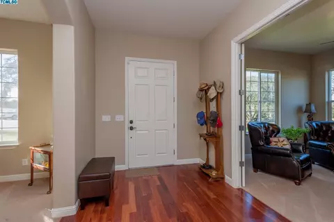 14510 Canvas Back Ln, Prather, CA 93651 photo 2