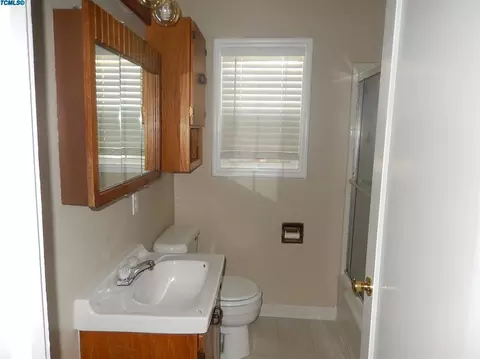 616 S E St, Tulare, CA 93274 photo 10