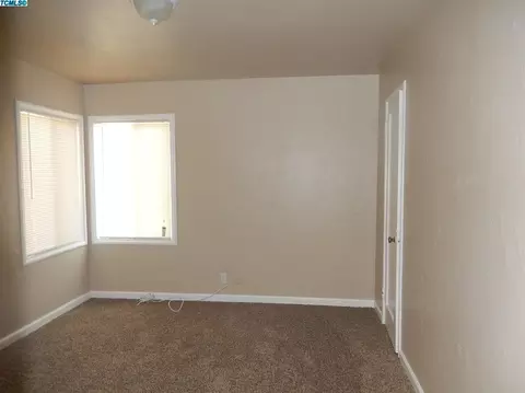 616 S E St, Tulare, CA 93274 photo 11