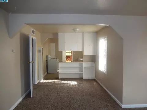 616 S E St, Tulare, CA 93274 photo 5