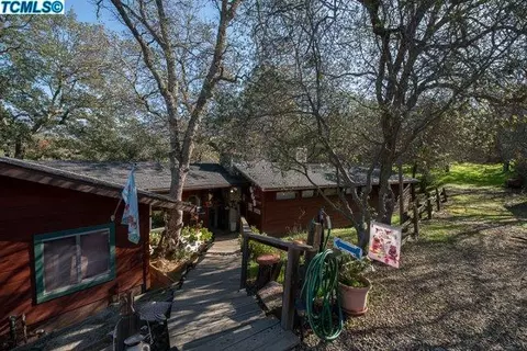 43270 Sierra Dr, Three Rivers, CA 93271 photo 1