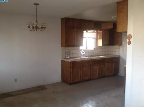 12683 1st Dr, Cutler, CA 93615 photo 5