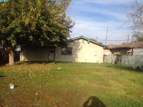 12683 1st Dr, Cutler, CA 93615 photo 2