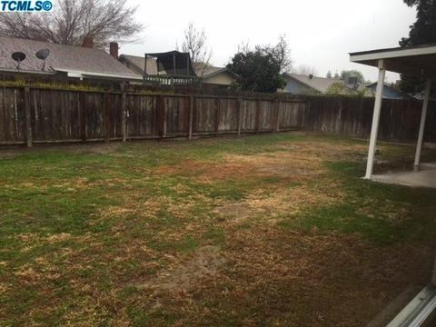 1647 E Cypress Ave, Tulare, CA 93274 photo 18