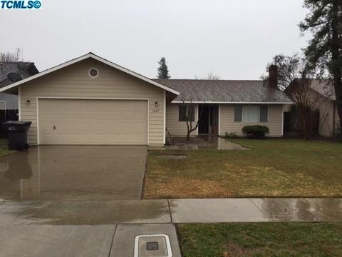 1647 E Cypress Ave, Tulare, CA 93274 photo 1