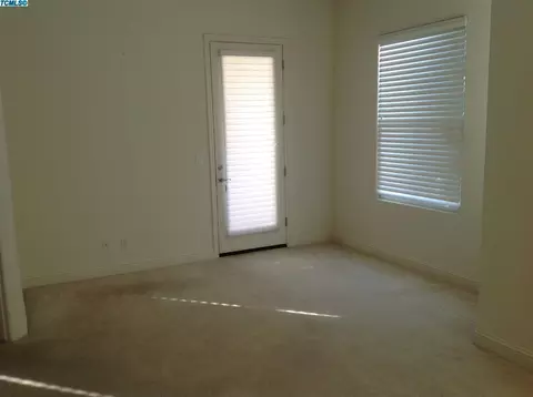 24 W Everglade Ave, Clovis, CA 93619 photo 15