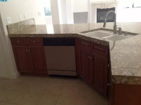 24 W Everglade Ave, Clovis, CA 93619 photo 10