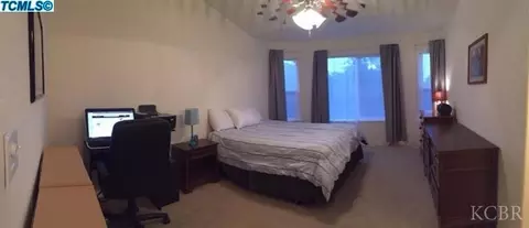 1102 Tranquility Cir, Lemoore, CA 93245 photo 7